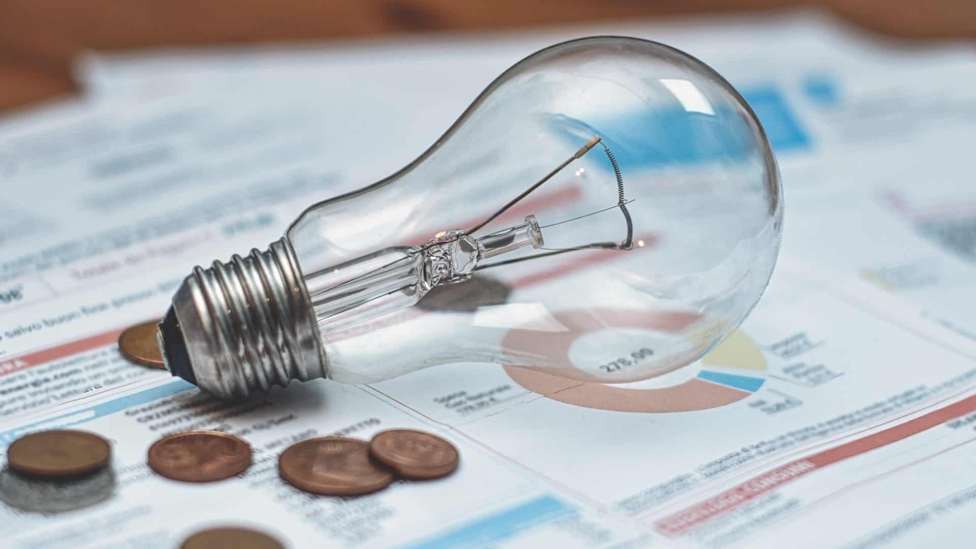 Conta de luz em 2026: prepare-se para um aumento de 40% até junho!